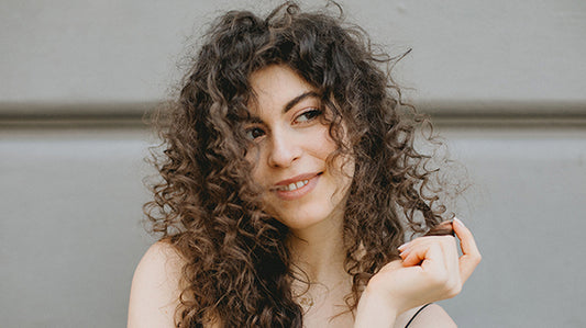 Curly Hair 101: The Proper Wash
